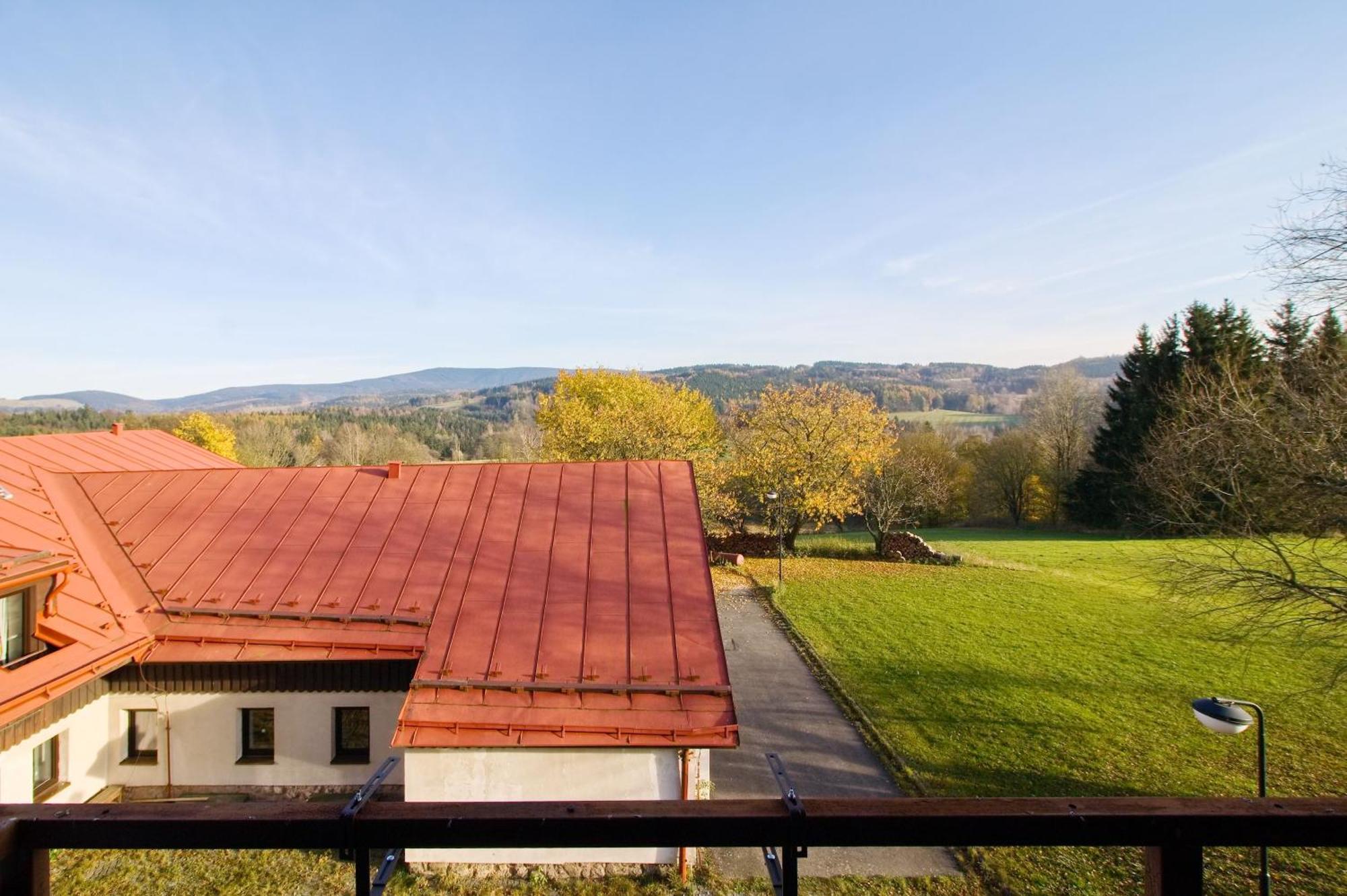 Penzion Hrádek Hotel Novy Hradek Exterior foto